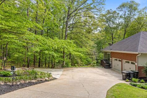 9030 Finney Point Drive Ooltewah TN 37363