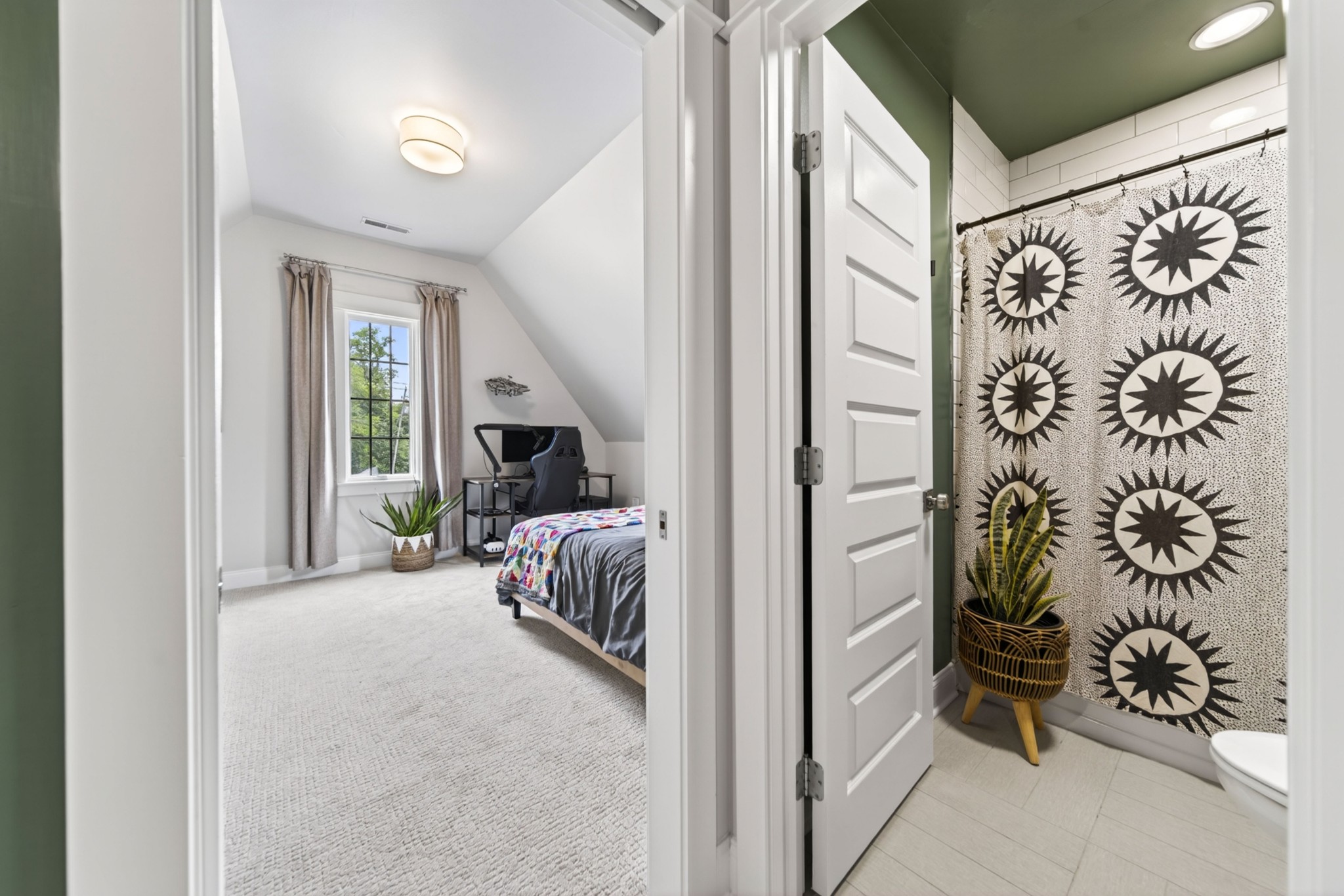 102 Oceola Avenue Nashville TN 37209