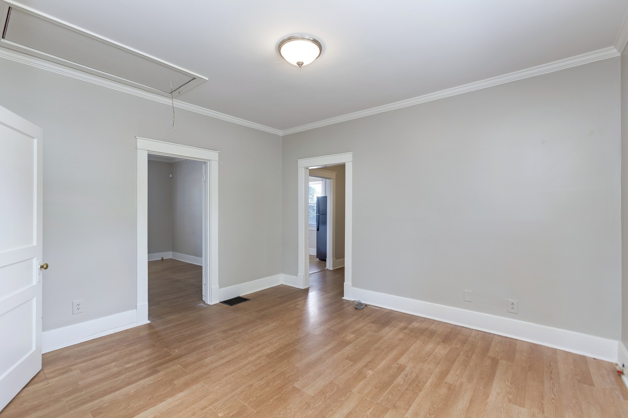 2423 Eugenia Avenue Nashville TN 37211