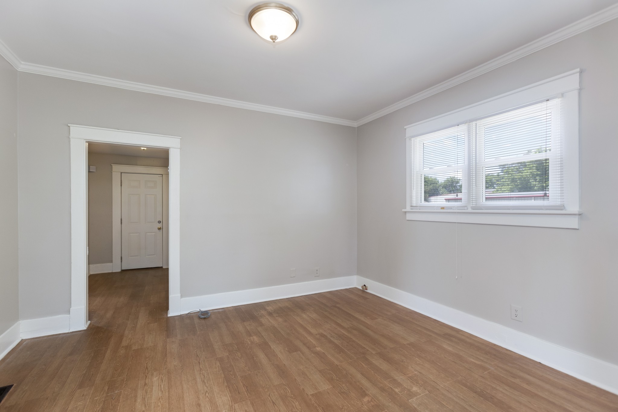 2423 Eugenia Avenue Nashville TN 37211