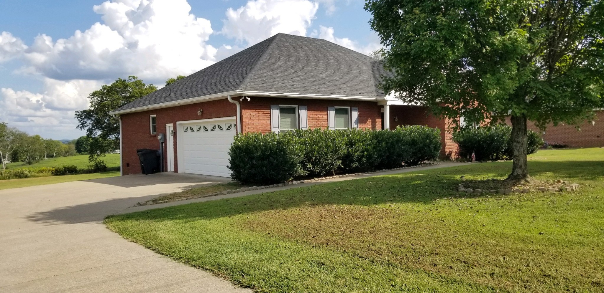 1112 Lewis Jones Boulevard Gallatin TN 37066
