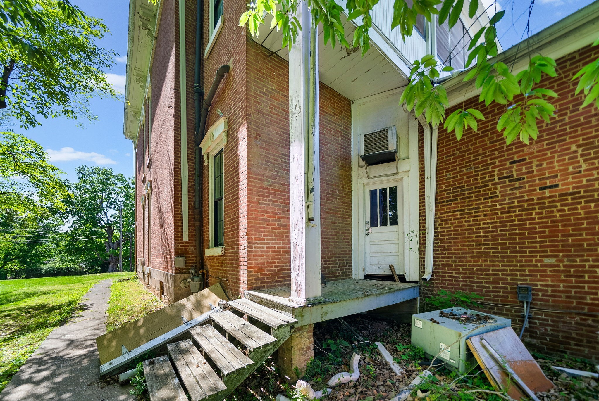 529 York Street Clarksville TN 37040