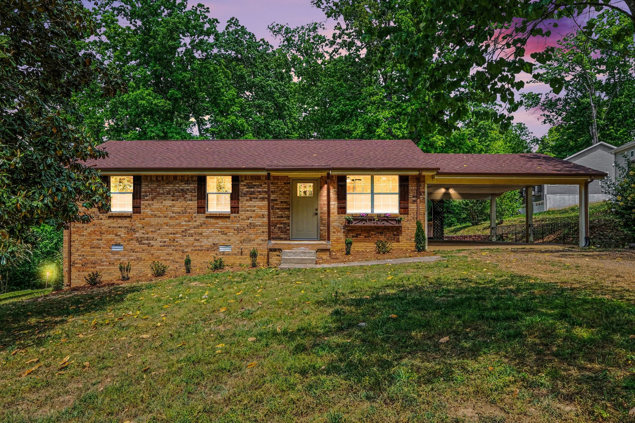 160 N Poole Street Ashland City TN 37015