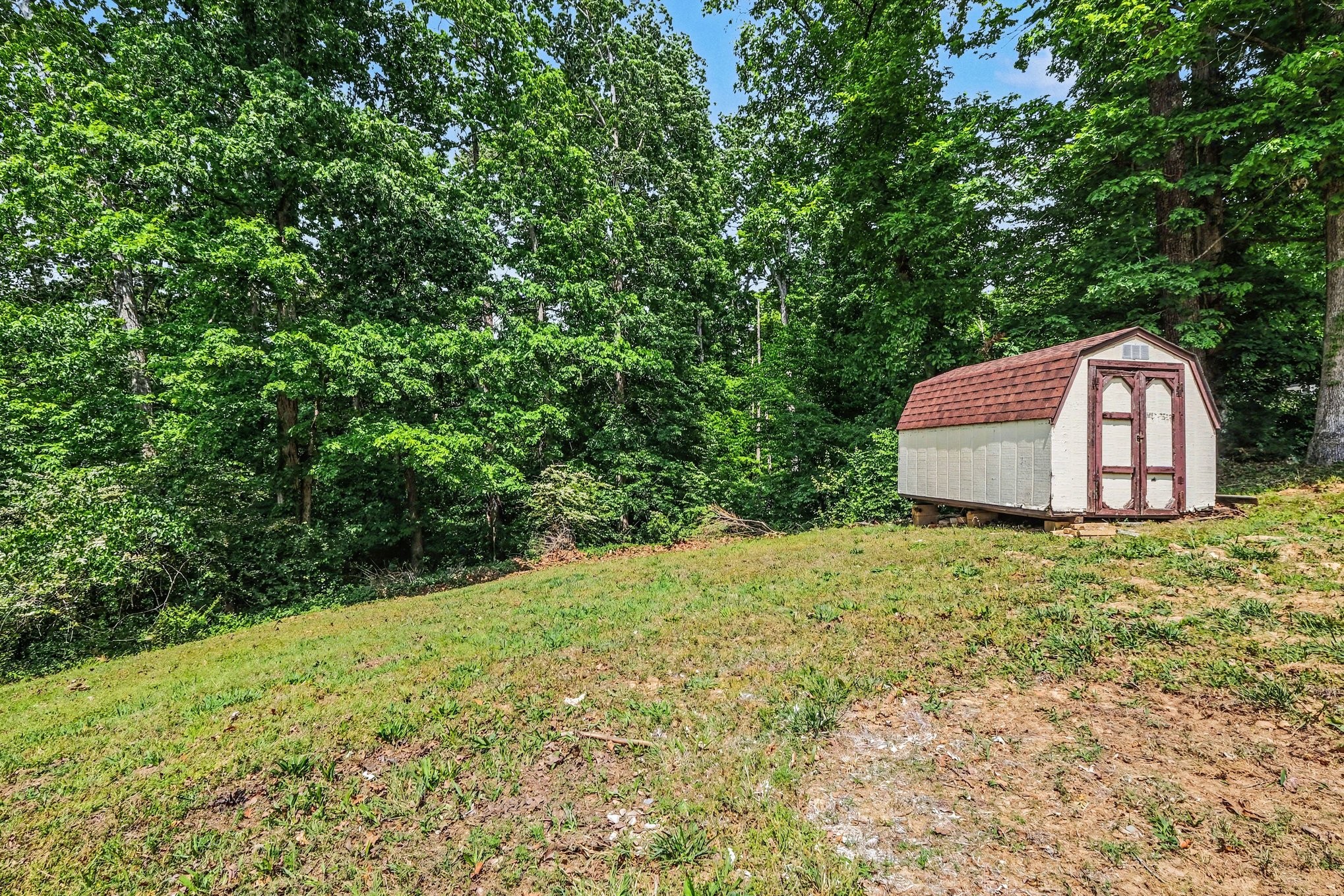 160 N Poole Street Ashland City TN 37015