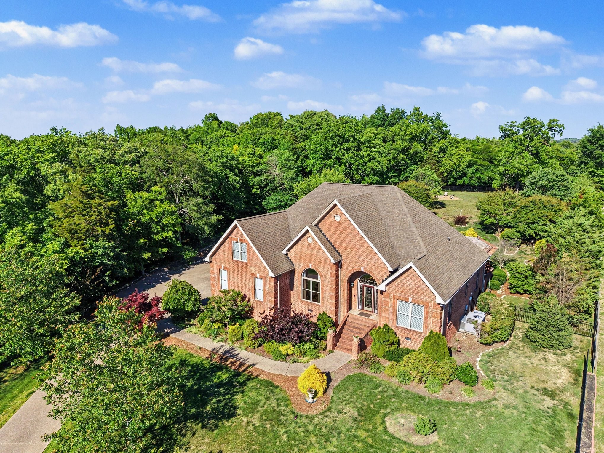 110 Briana Road Lebanon TN 37087