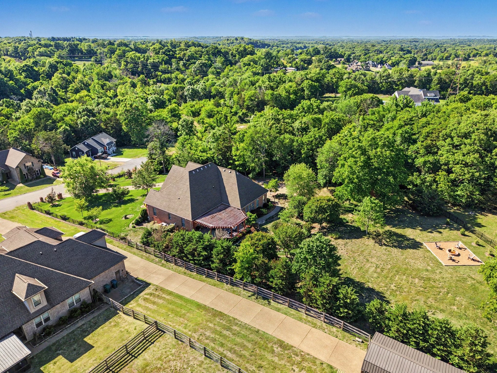 110 Briana Road Lebanon TN 37087