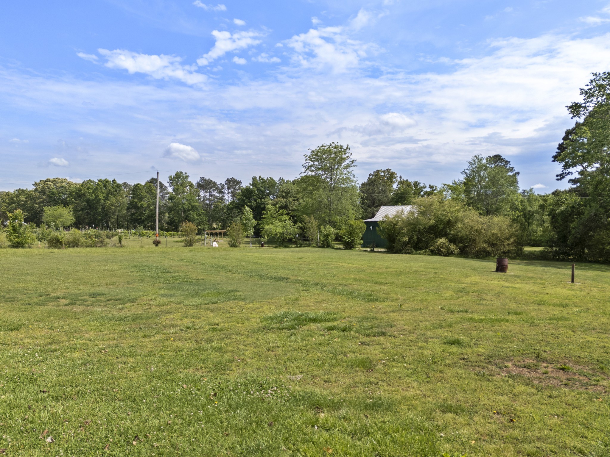 968 Old Nashville Highway Mc Ewen TN 37101