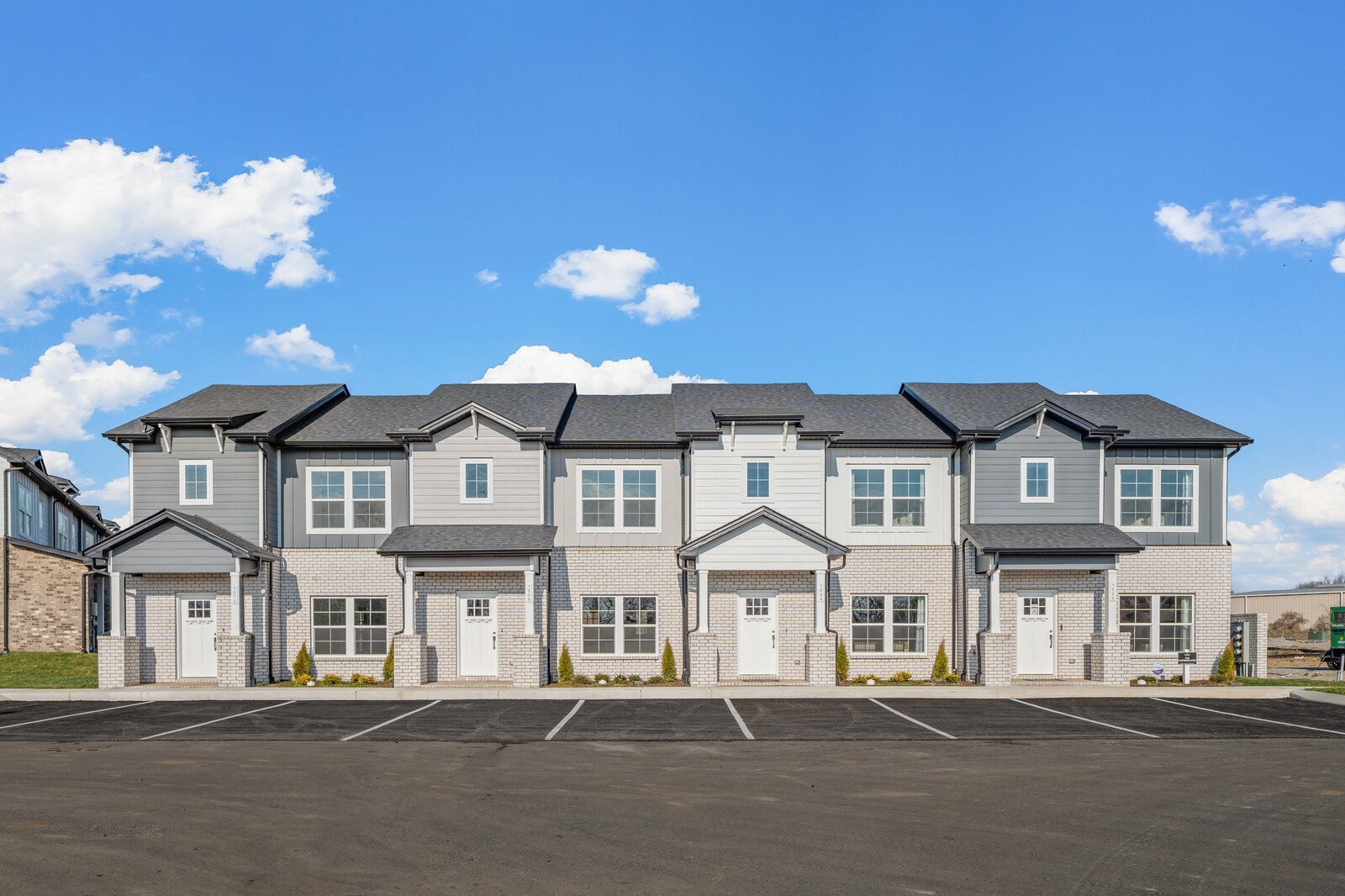 1004 Elliott Williams Pvt Way Gallatin TN 37066