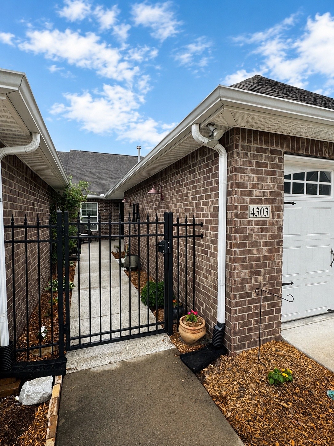 395 Devon Chase Hill Gallatin TN 37066