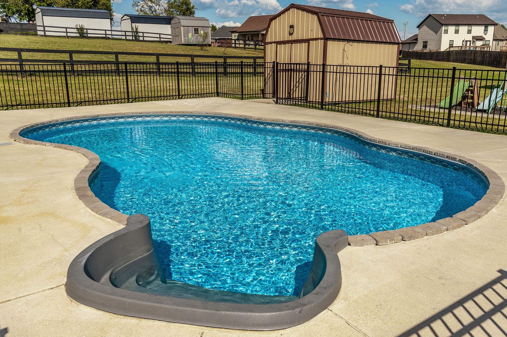 135 Irish Oaks Drive Portland TN 37148