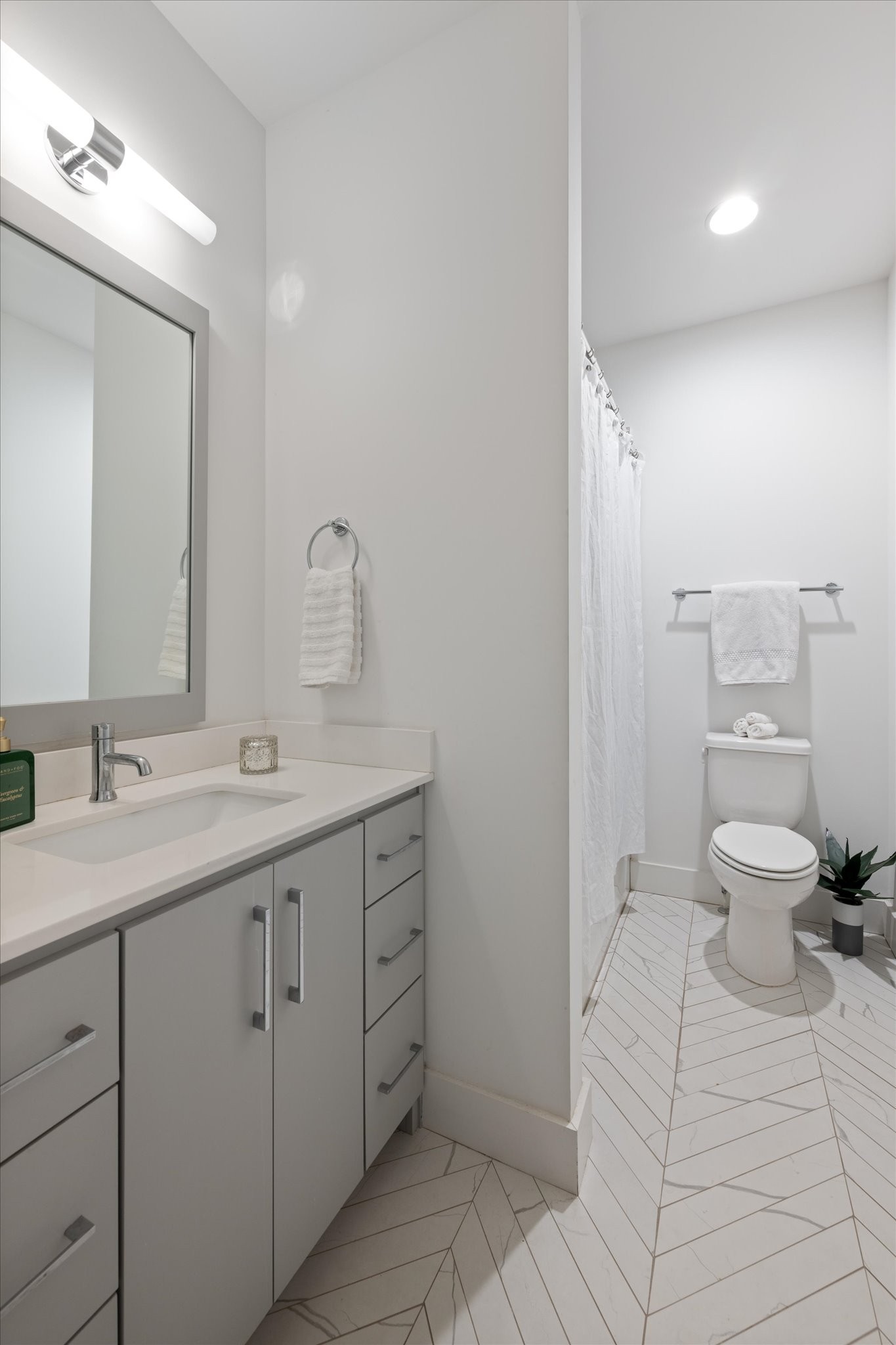 405 Avoca Street Nashville TN 37203