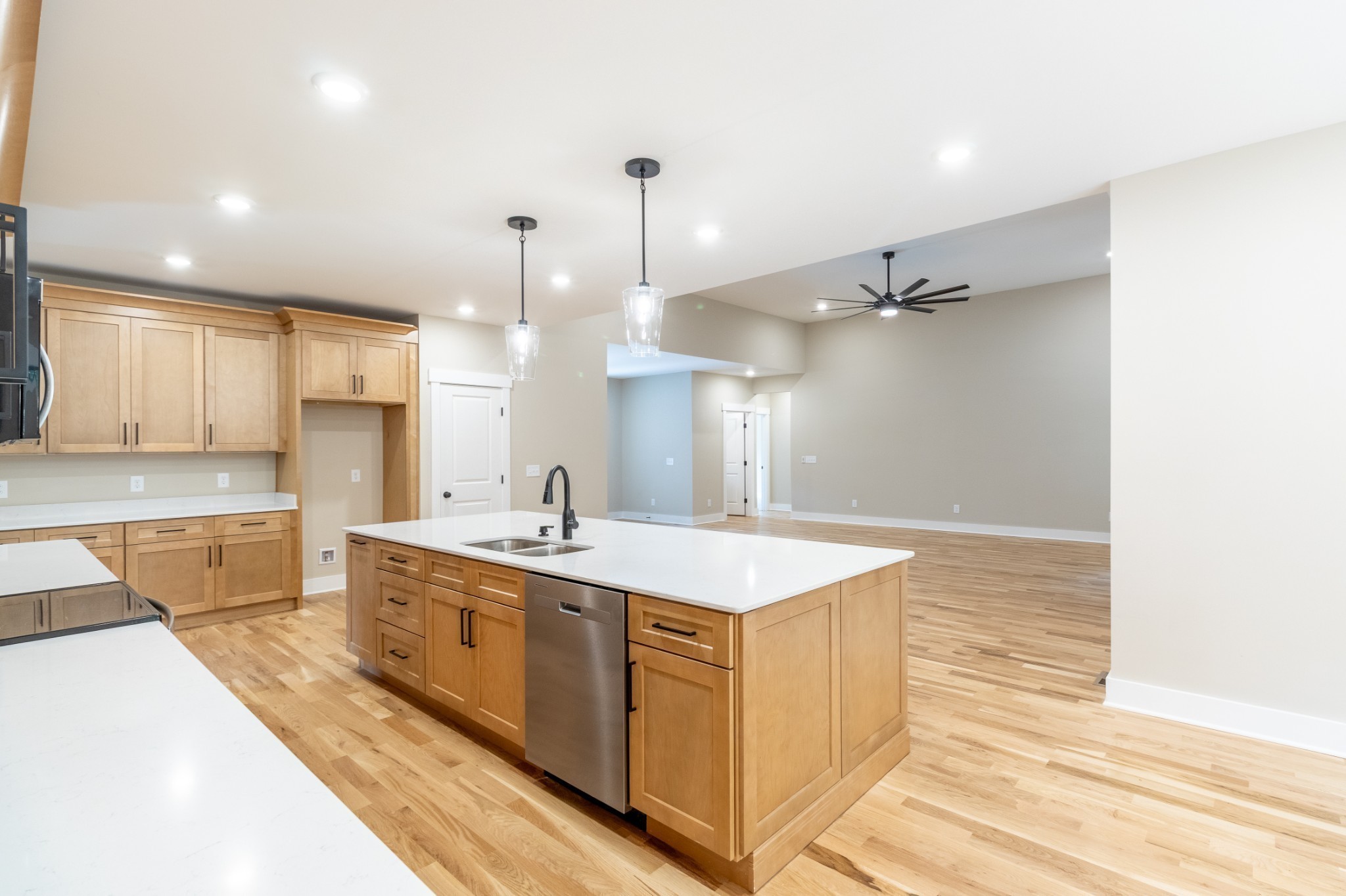 1191 Hangar Road Springfield TN 37172
