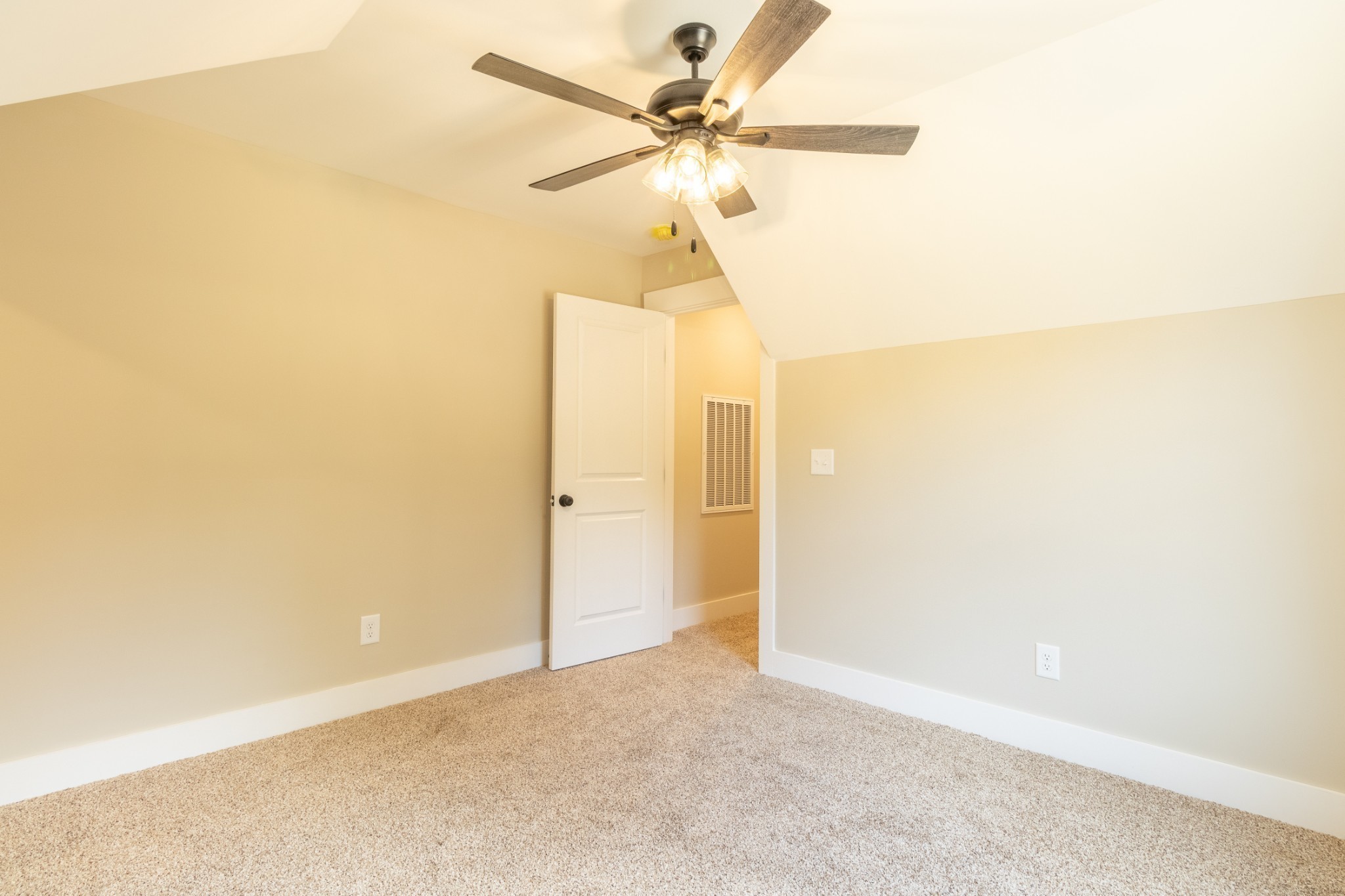 1191 Hangar Road Springfield TN 37172
