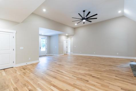 1191 Hangar Road Springfield TN 37172