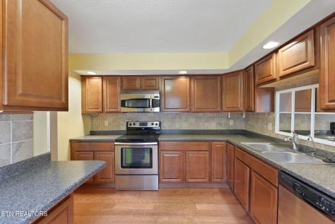 8709 Olde Colony Trail Knoxville TN 37923