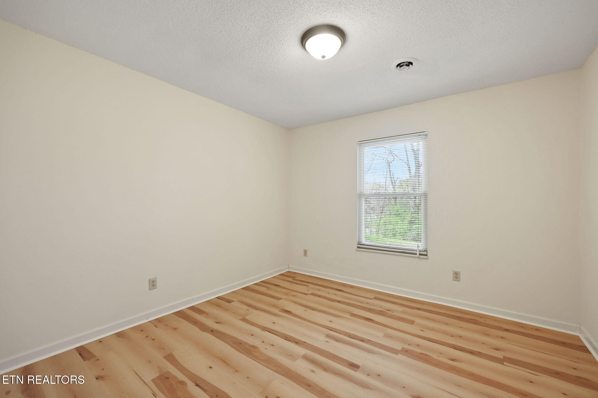 8709 Olde Colony Trail Knoxville TN 37923