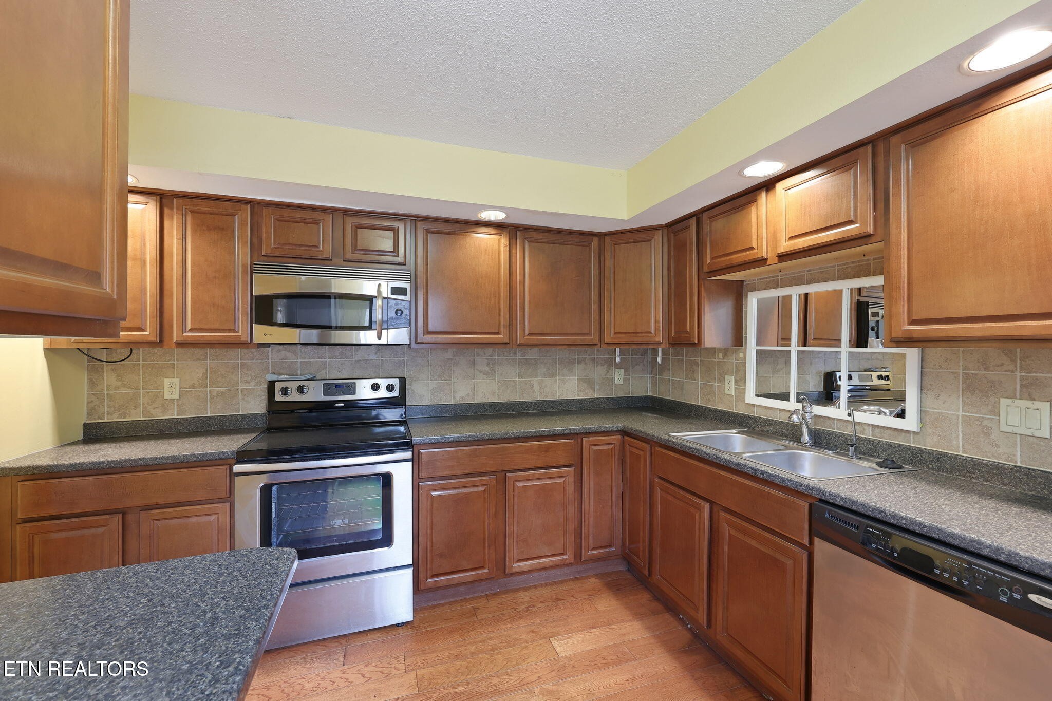 8709 Olde Colony Trail Knoxville TN 37923