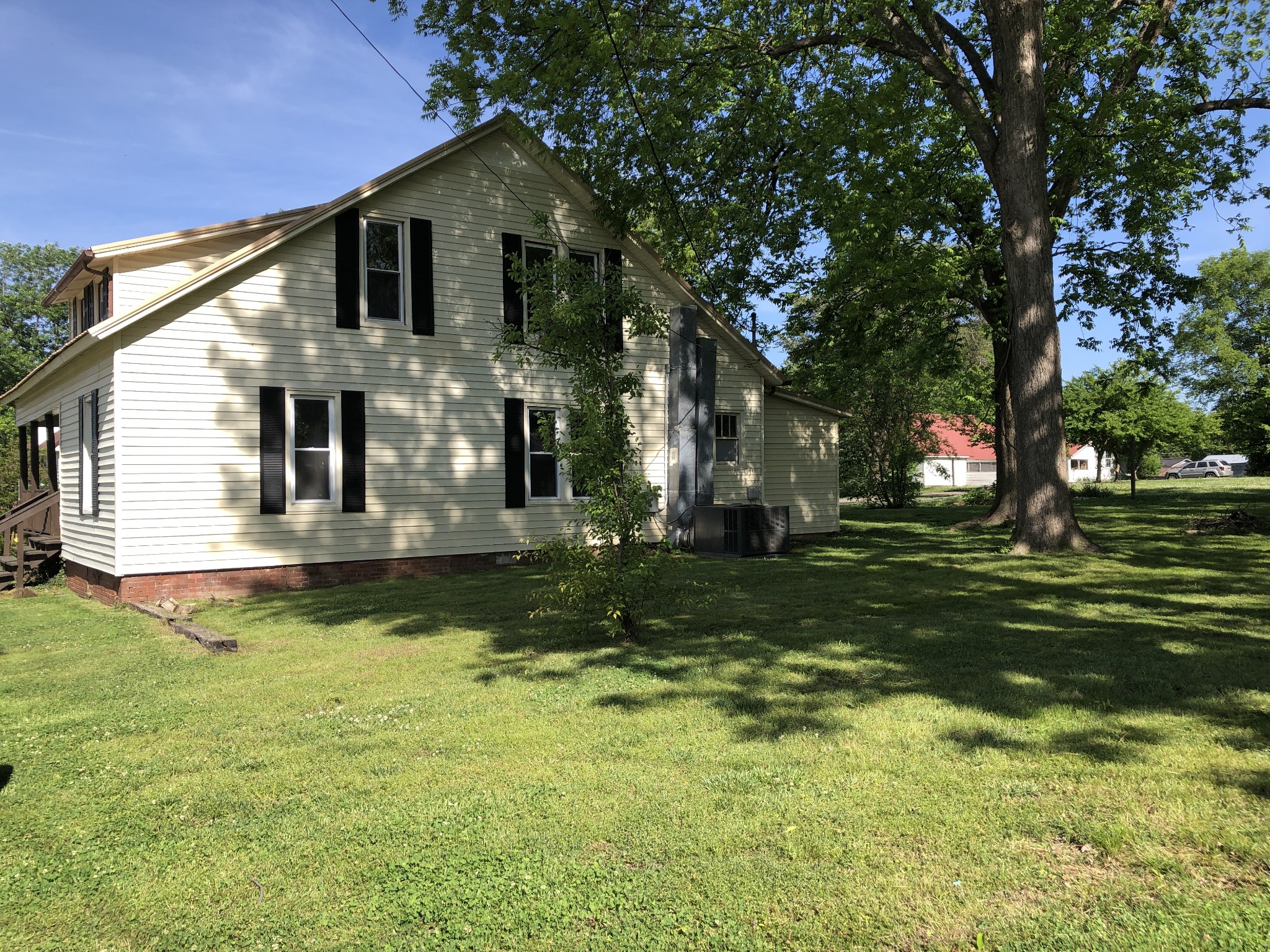 301 Bennett Street Decherd TN 37324