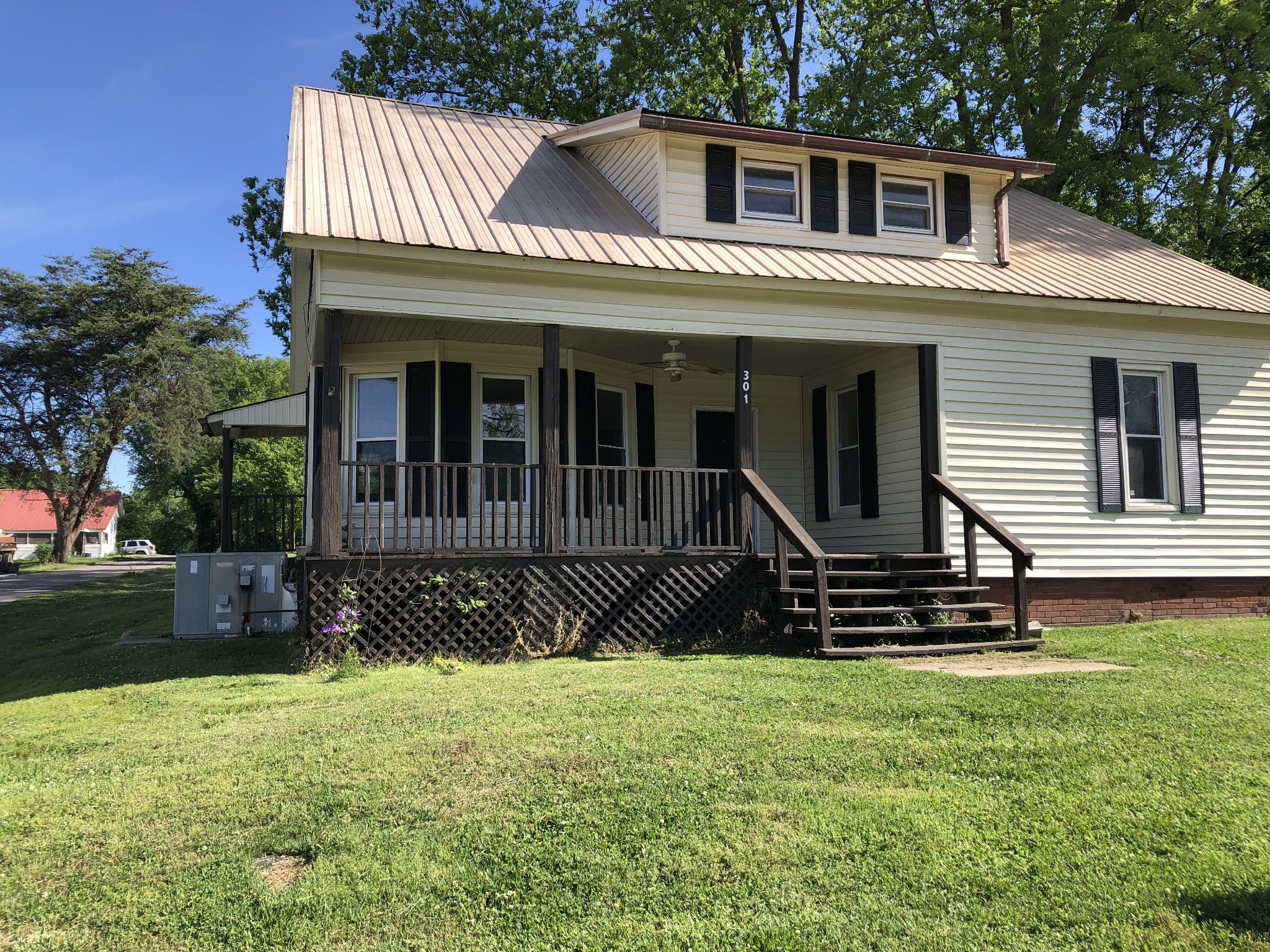 301 Bennett Street Decherd TN 37324