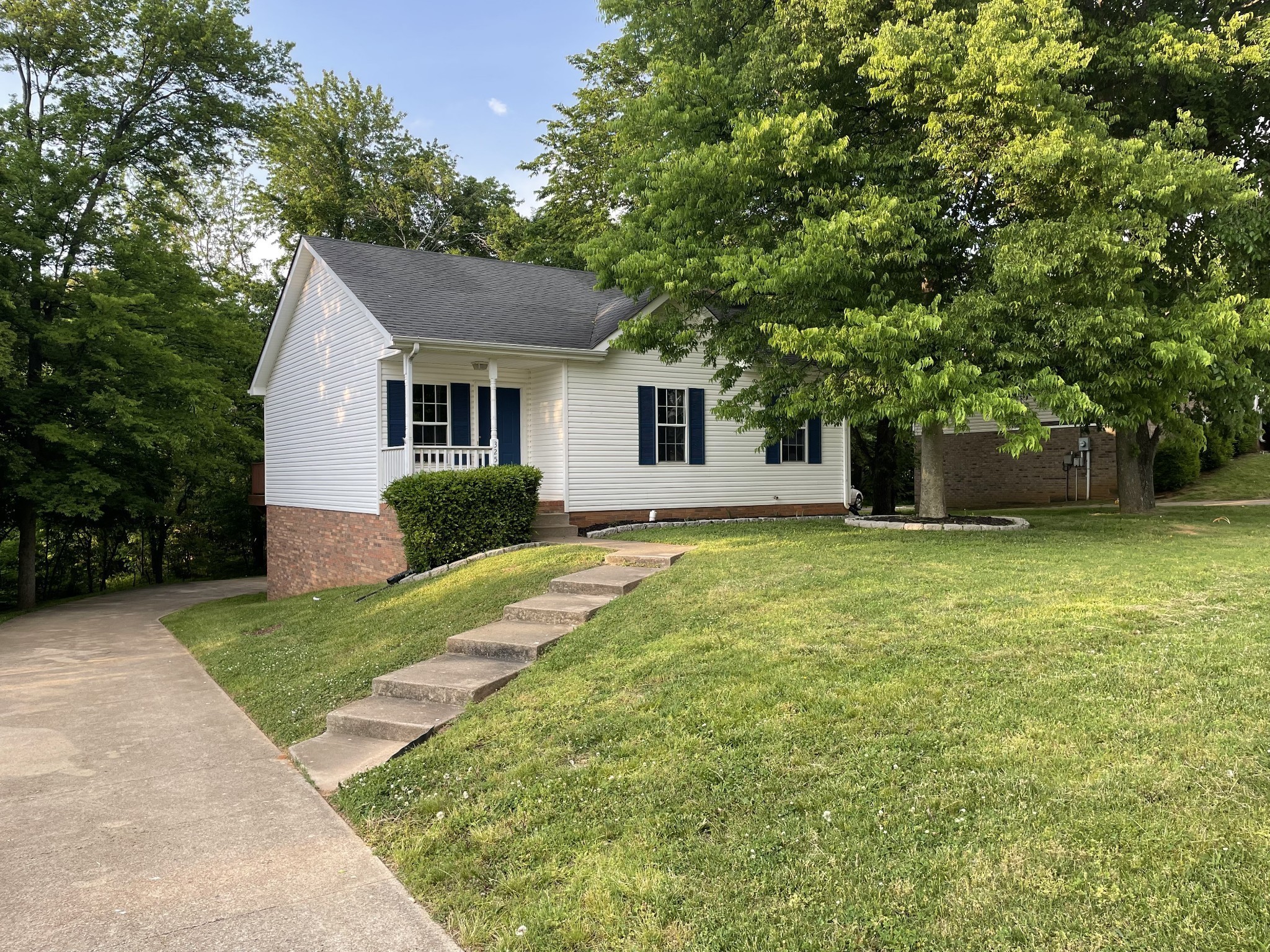 3251 N Senseney Circle Clarksville TN 37042