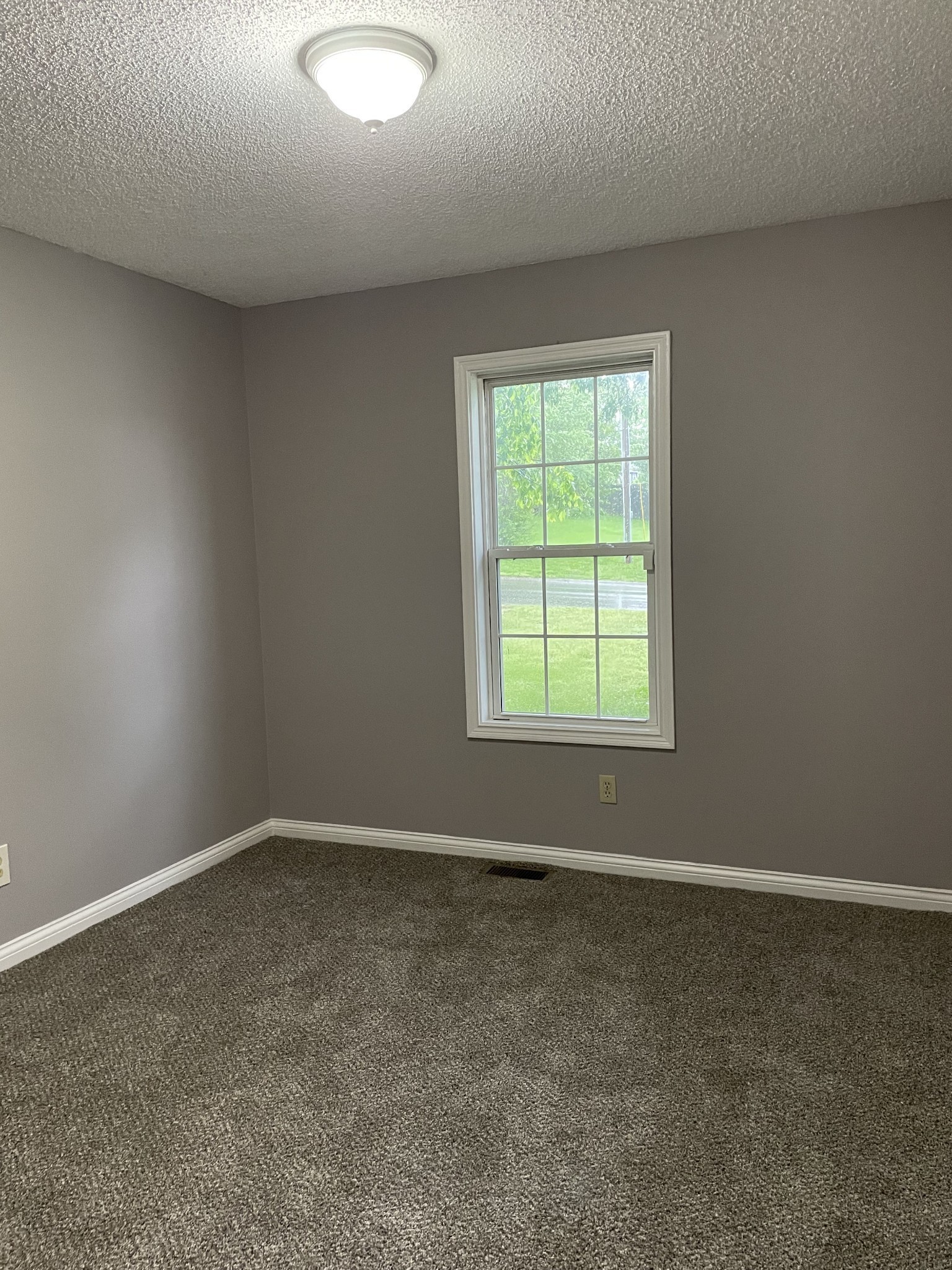 3251 N Senseney Circle Clarksville TN 37042