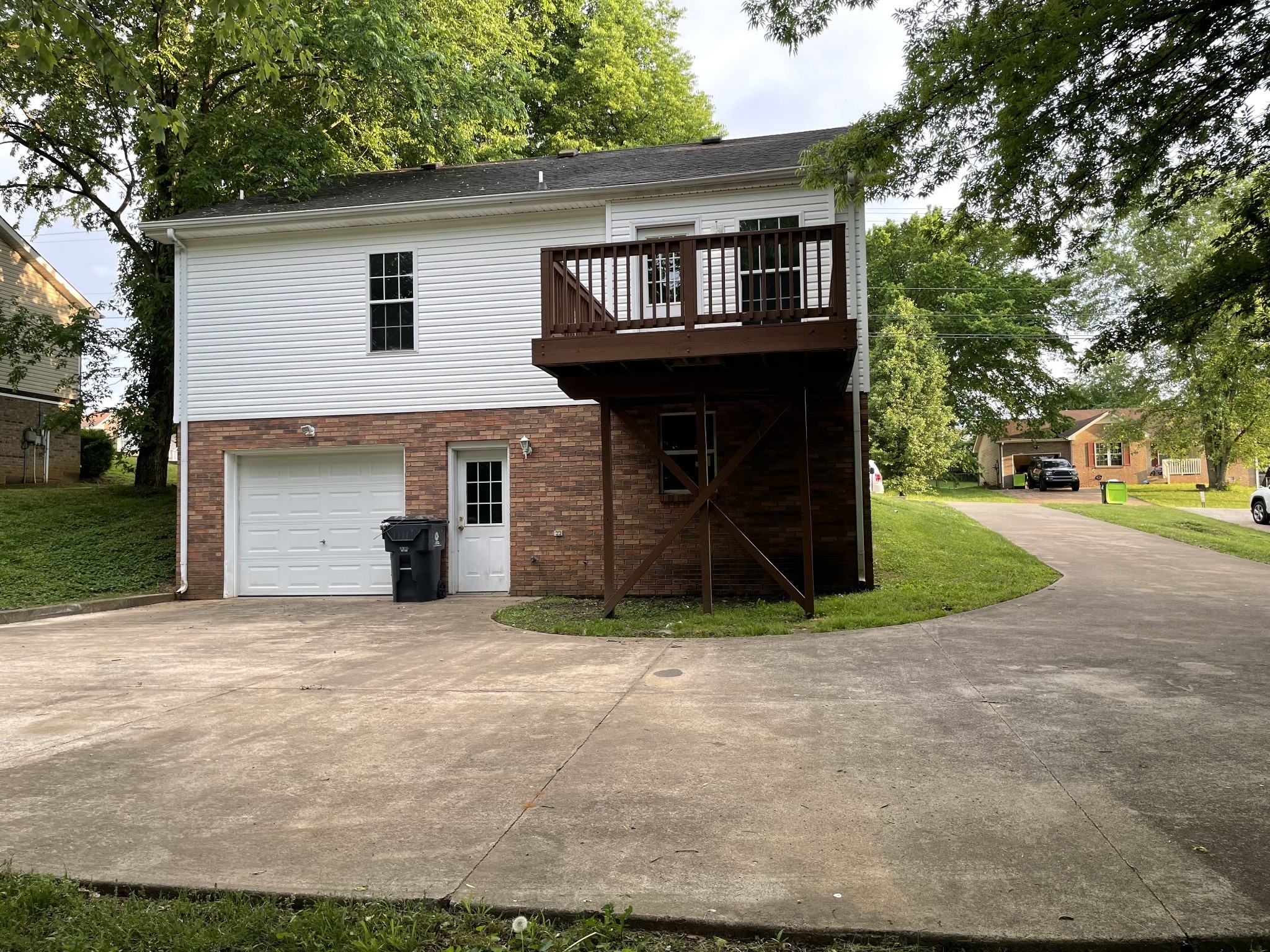 3251 N Senseney Circle Clarksville TN 37042
