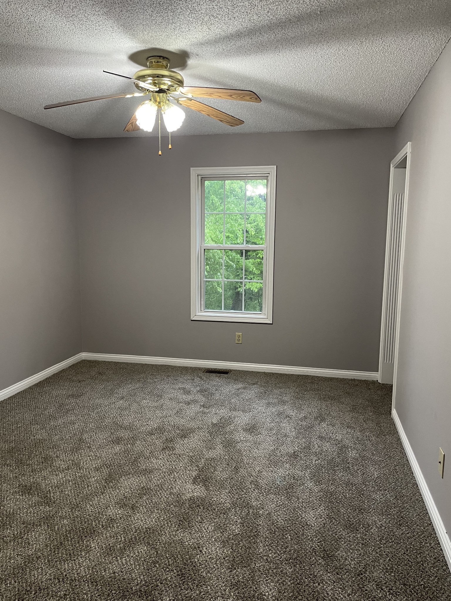 3251 N Senseney Circle Clarksville TN 37042