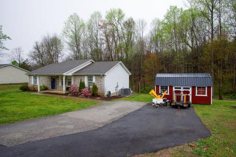 1035 Chris Drive Portland TN 37148