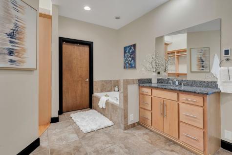 205 31st Ave, N Nashville TN 37203
