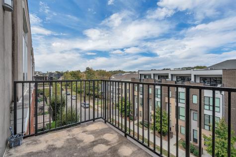 205 31st Ave, N Nashville TN 37203