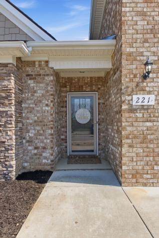 221 Thorpe Drive Spring Hill TN 37174