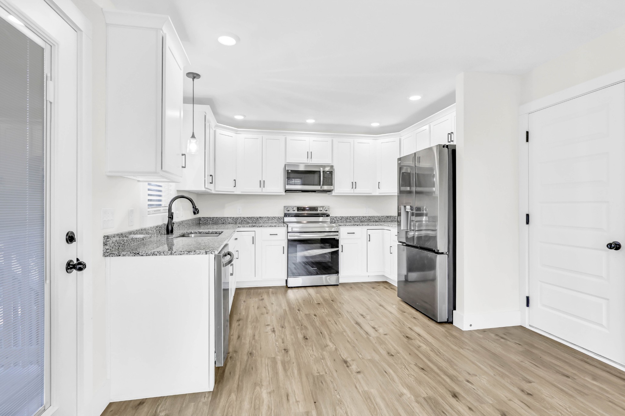 2015 Rosemary Drive Clarksville TN 37042