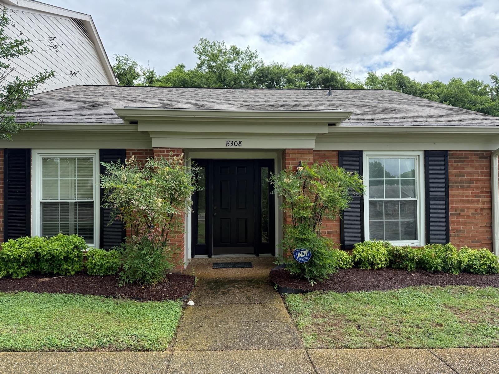 8300 Sawyer Brown Road Nashville TN 37221