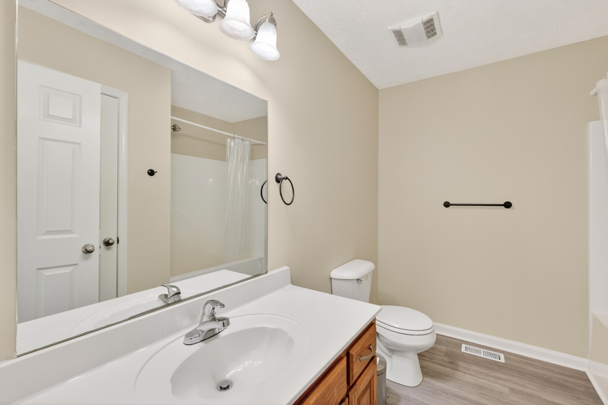 210 Matt Drive Bell Buckle TN 37020