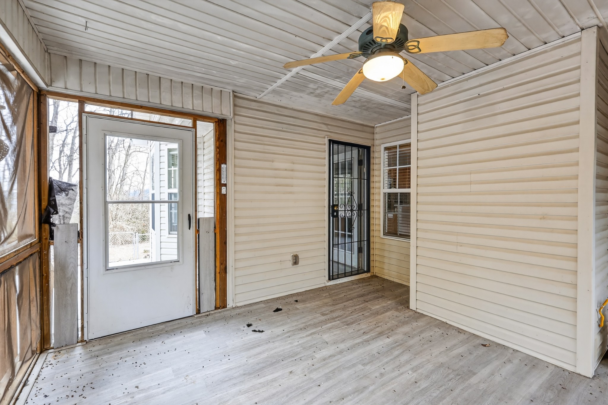 210 Matt Drive Bell Buckle TN 37020