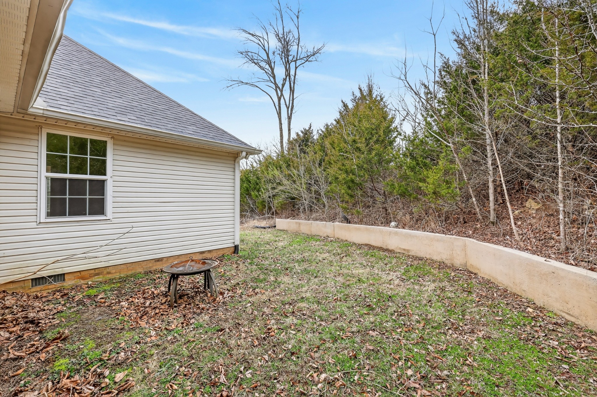 210 Matt Drive Bell Buckle TN 37020