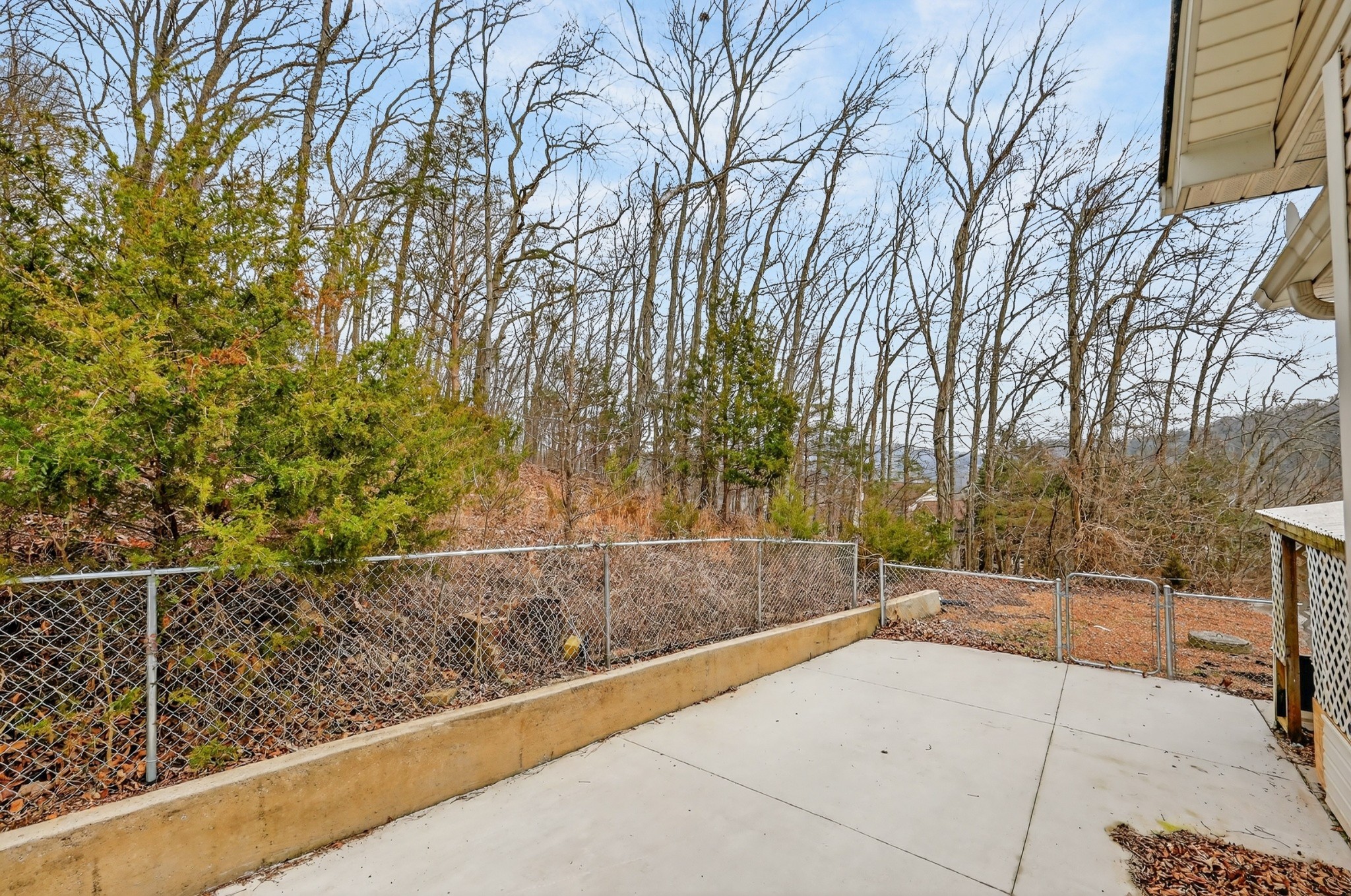 210 Matt Drive Bell Buckle TN 37020