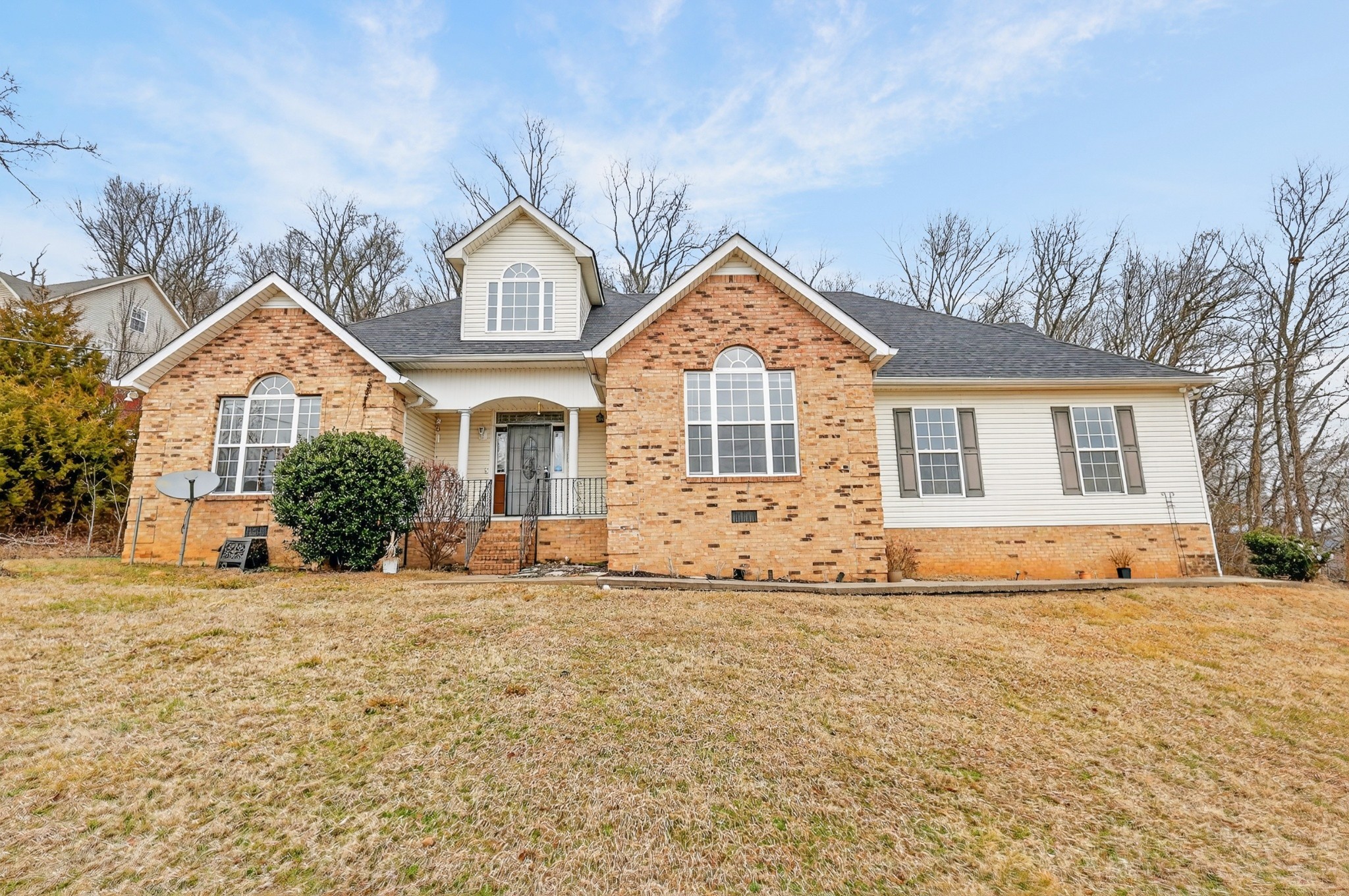 210 Matt Drive Bell Buckle TN 37020