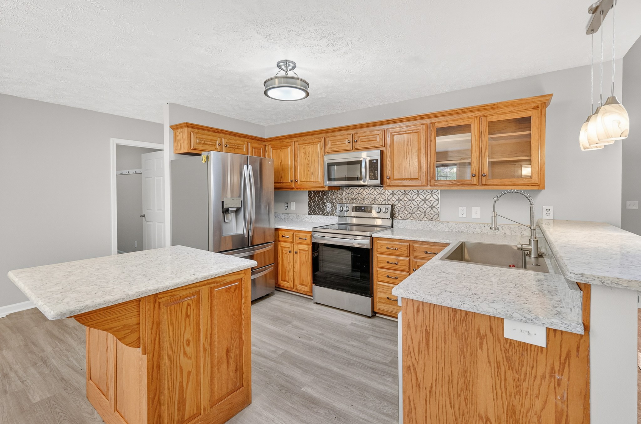 210 Matt Drive Bell Buckle TN 37020