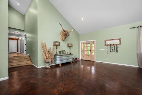 4303 Moore Lane Culleoka TN 38451