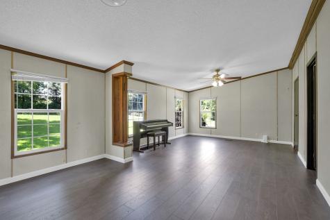 1048 Lauderdale Lane Bethpage TN 37022