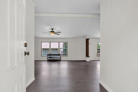 1048 Lauderdale Lane Bethpage TN 37022