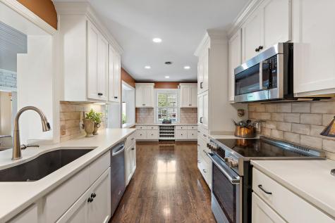 214 Hillwood Boulevard Nashville TN 37205
