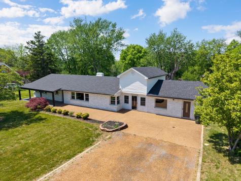 1503 5th Ave, W Springfield TN 37172