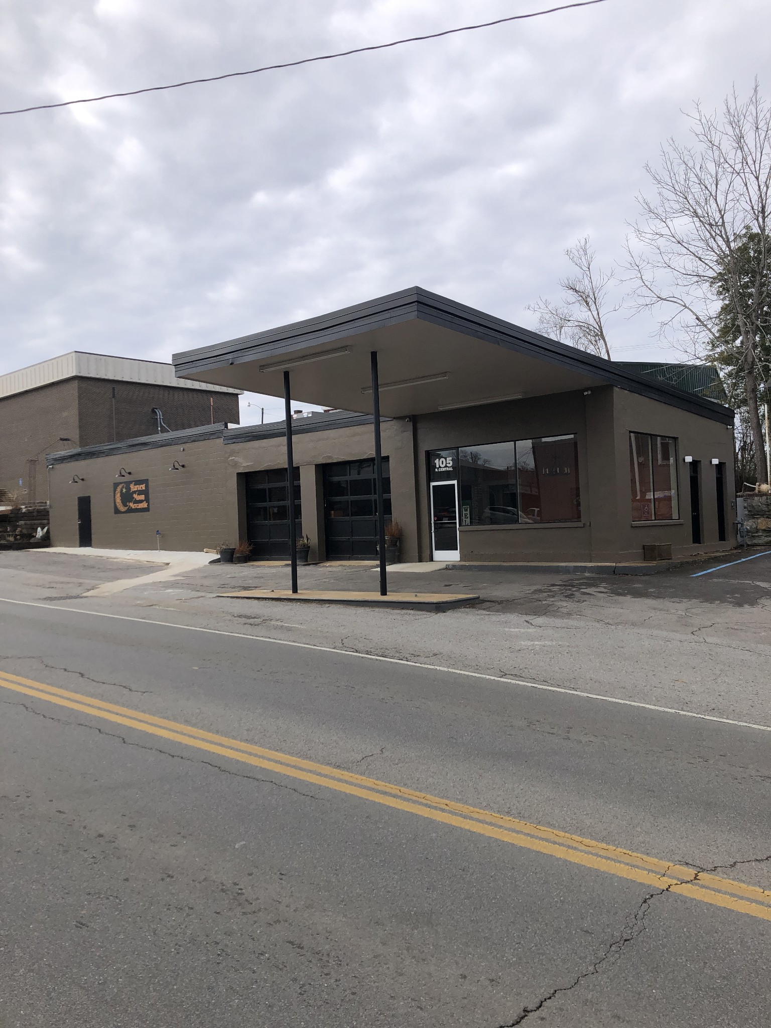 105 N Central Avenue Centerville TN 37033