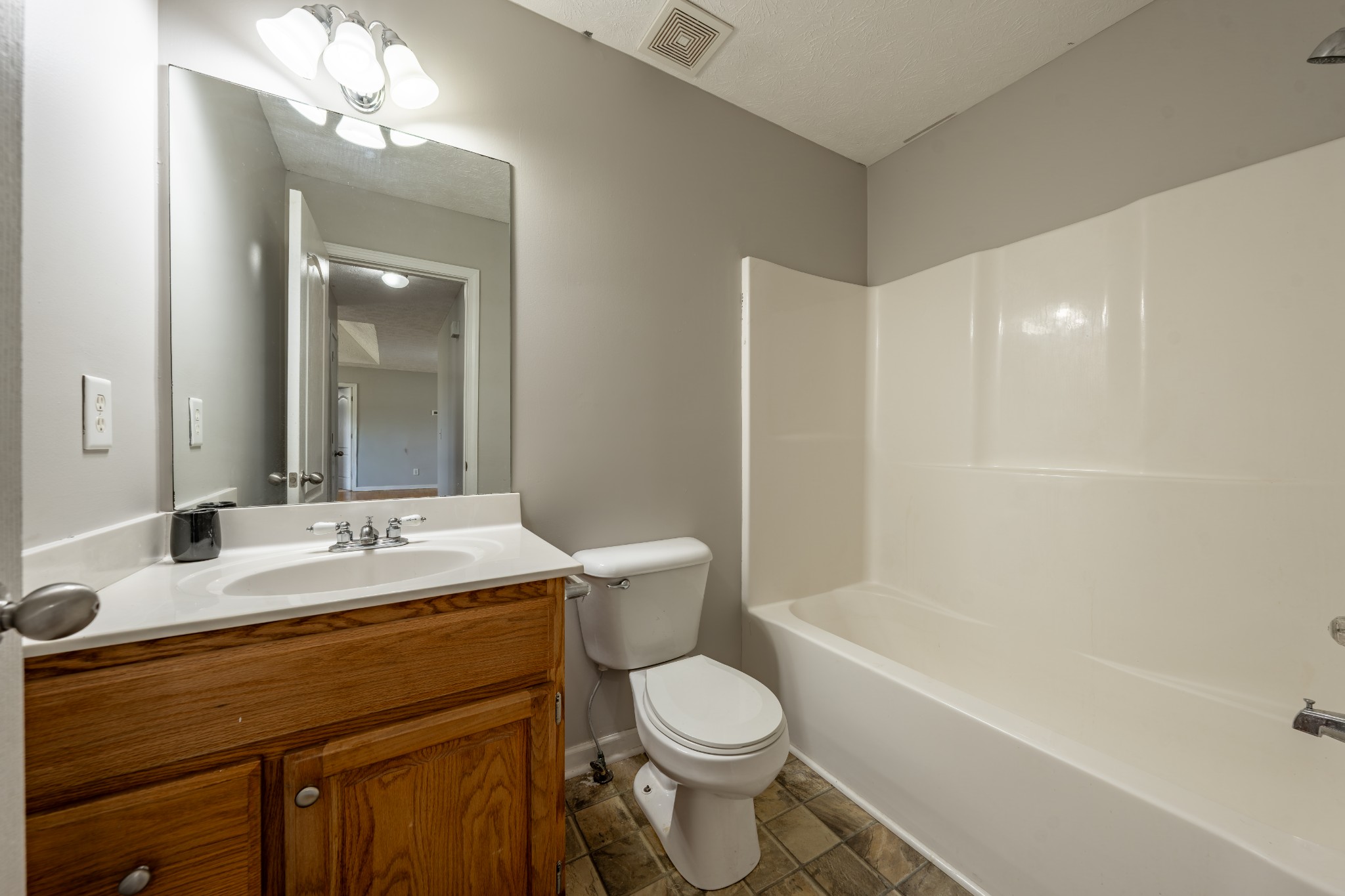 491 White Road Portland TN 37148