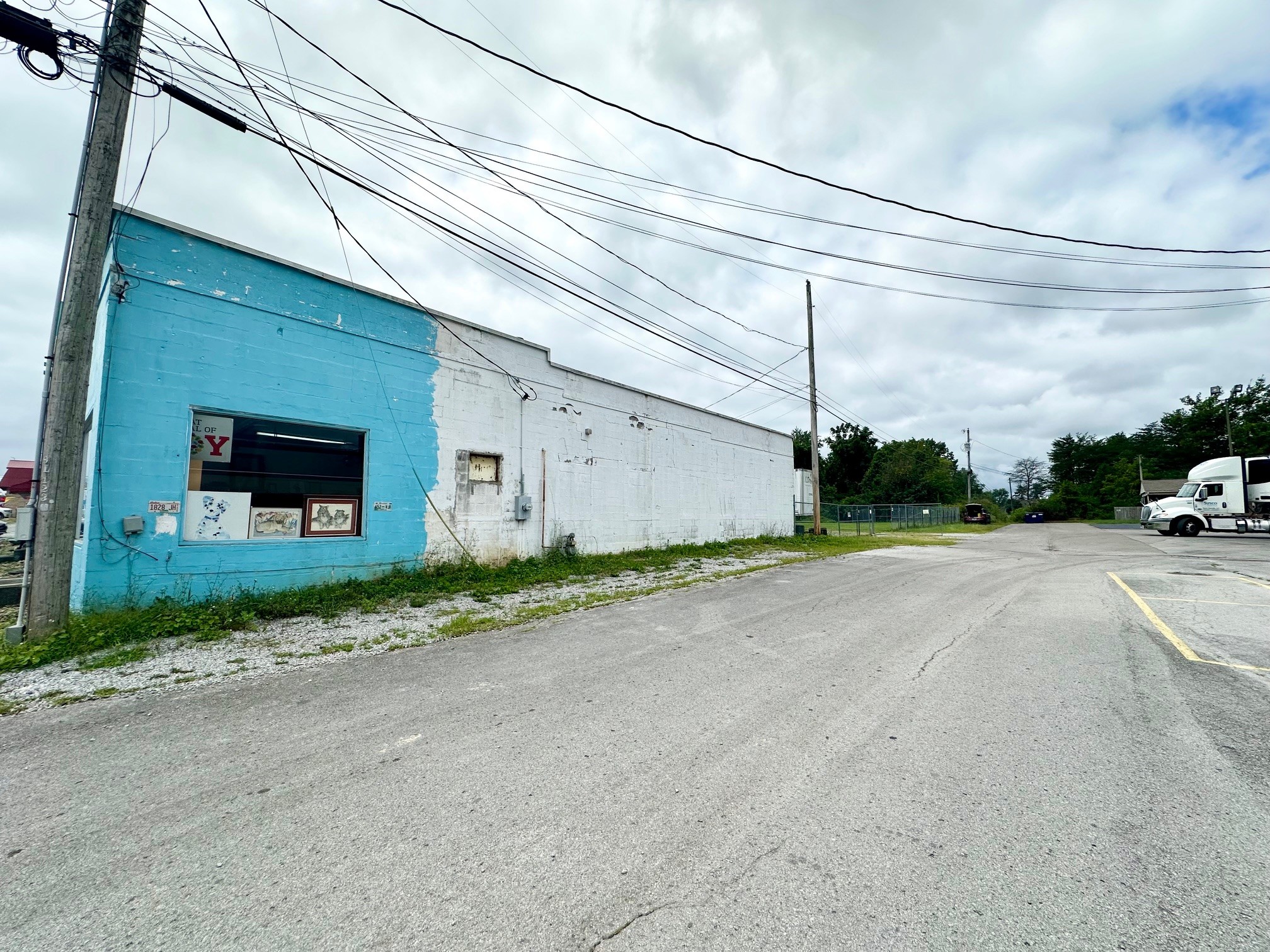 1241 West Avenue Crossville TN 38555