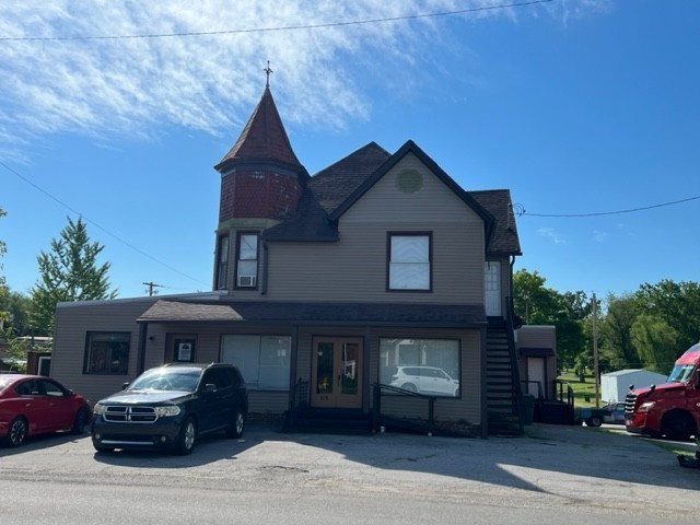 105 Center Avenue Dickson TN 37055