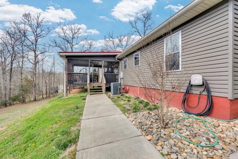 465 Winding River Lane Sparta TN 38583