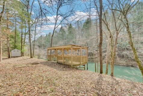 465 Winding River Lane Sparta TN 38583